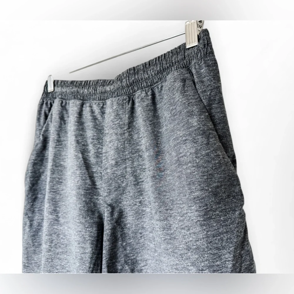 Lululemon Pace Breaker Shorts Men’s Athletic Shorts - Medium - Picture 6 of 15